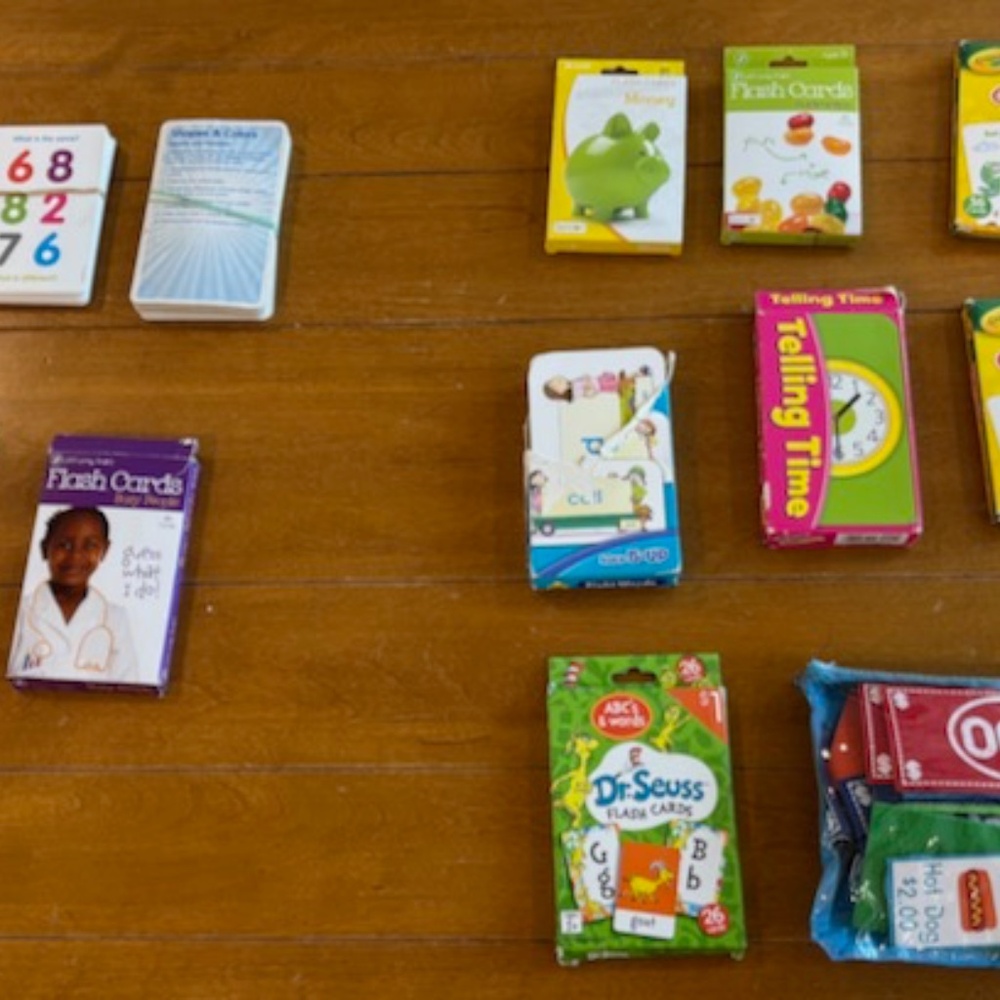 Lot of 11 Flash Cards & Pretend Money Various Ages Pre-school to Elementary